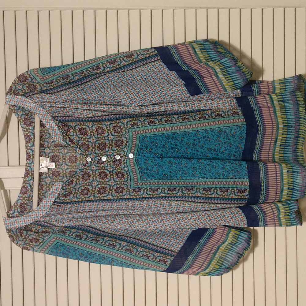 Fig and Flower 2X Sheer Abstract Boho Blouse